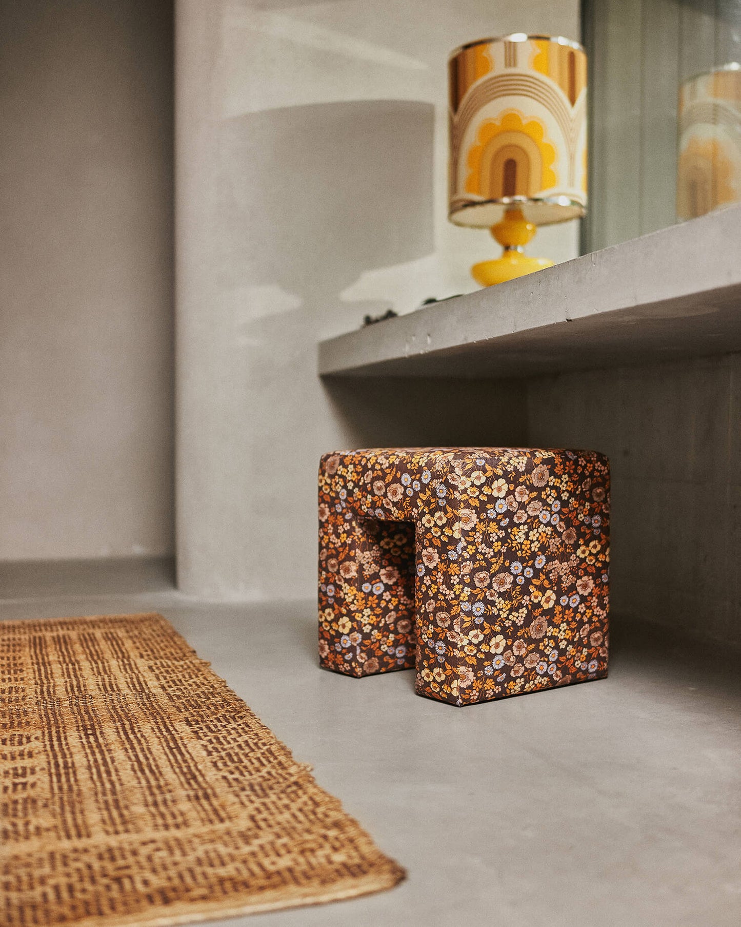 Tabouret "Lobby Stool Bloom"